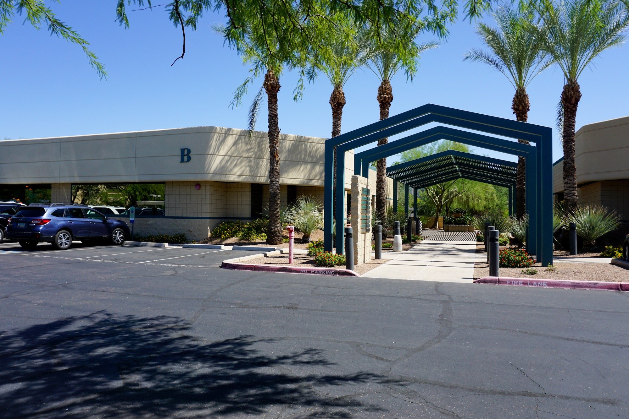 Building View of Scottsdale Medical Center
